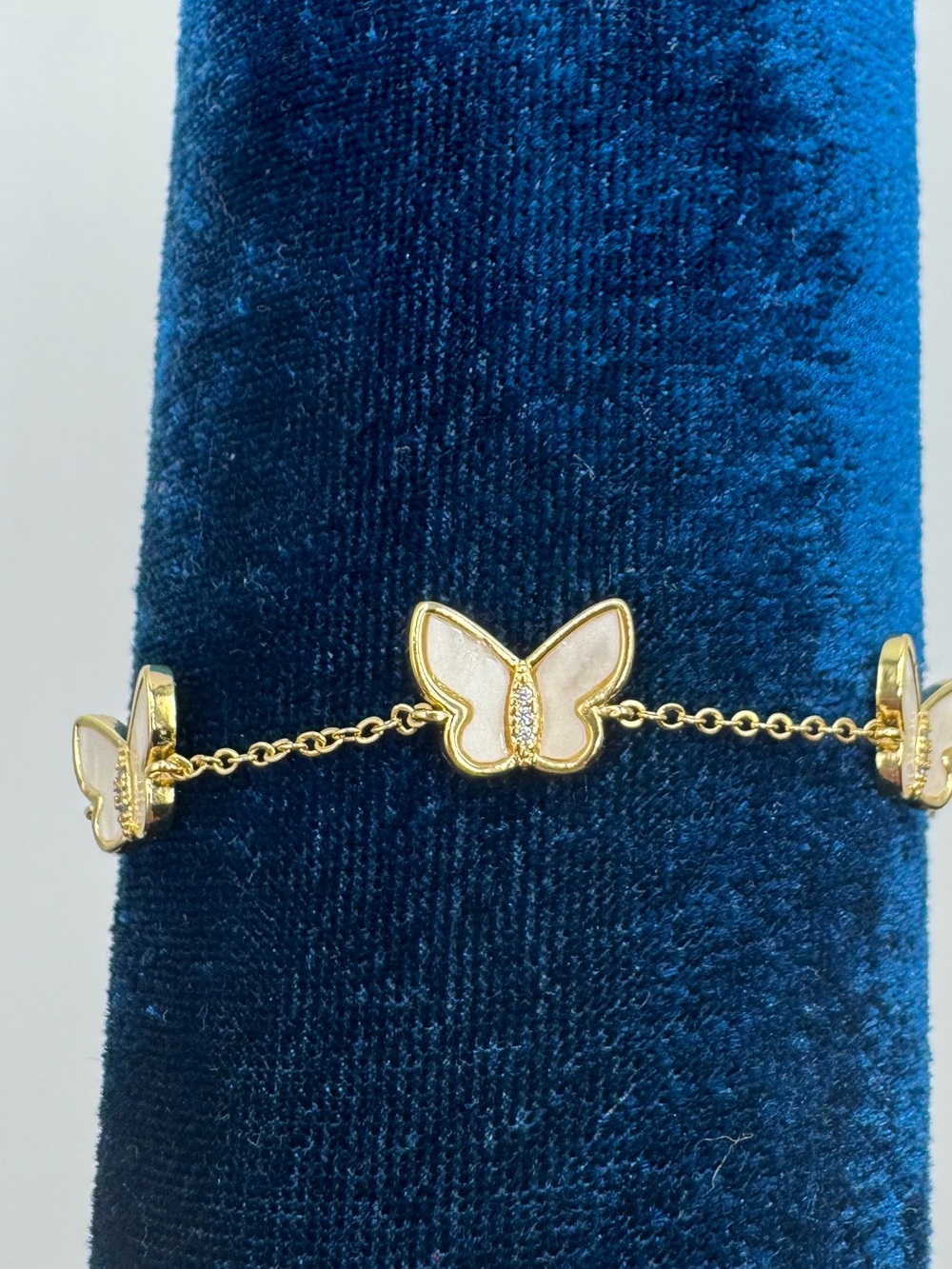 14K Mother-of-Pearl Bracelet - Picture 7 of 10